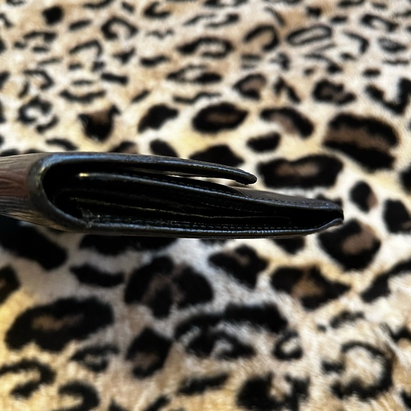 LV Elegant Black Epi Leather Wallet - Picture 8 of 11